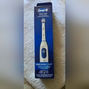 Pro 100 Electric Toothbrush - Blue